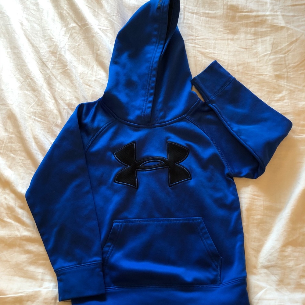 🍁 Under Armour Hoodie!!